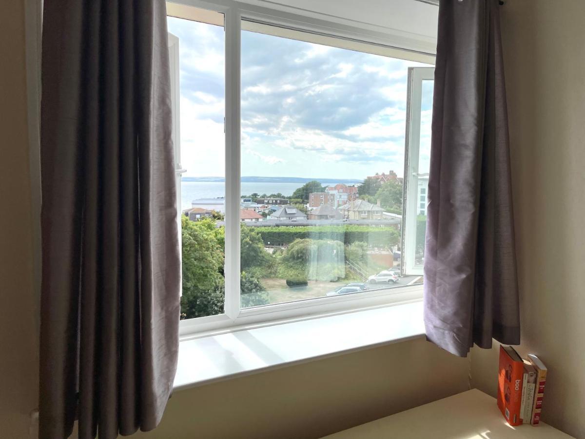 Sea View Family Stay By Beach Gym & Parking Bournemouth Esterno foto