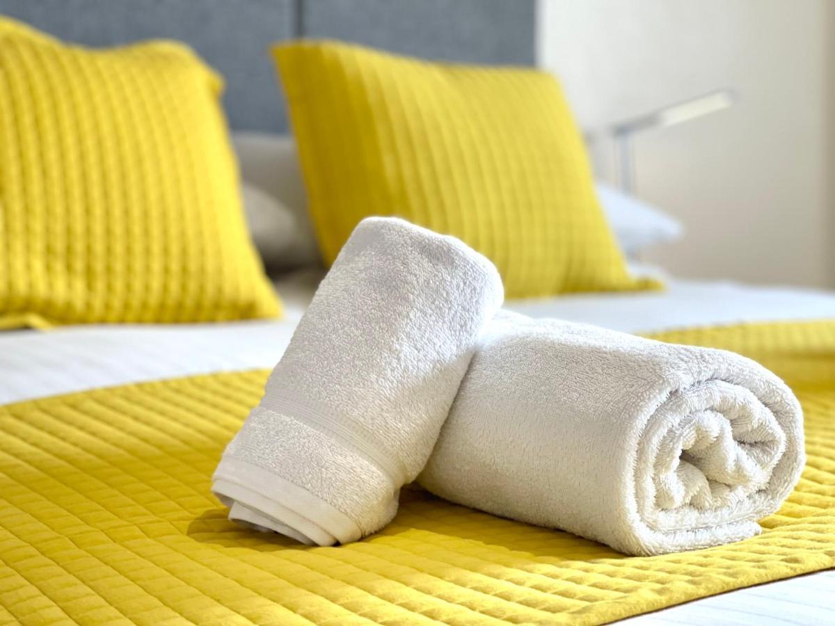 Sea View Family Stay By Beach Gym & Parking Bournemouth Esterno foto