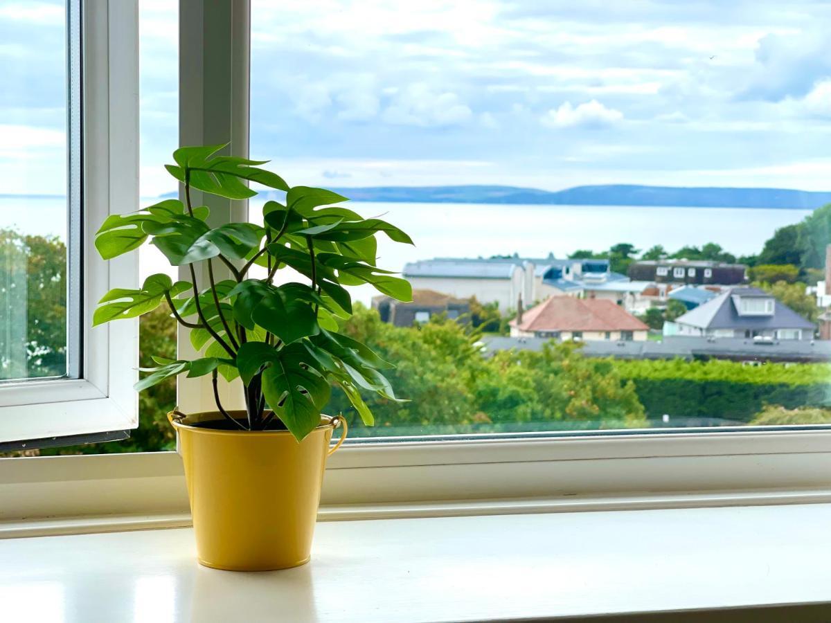 Sea View Family Stay By Beach Gym & Parking Bournemouth Esterno foto