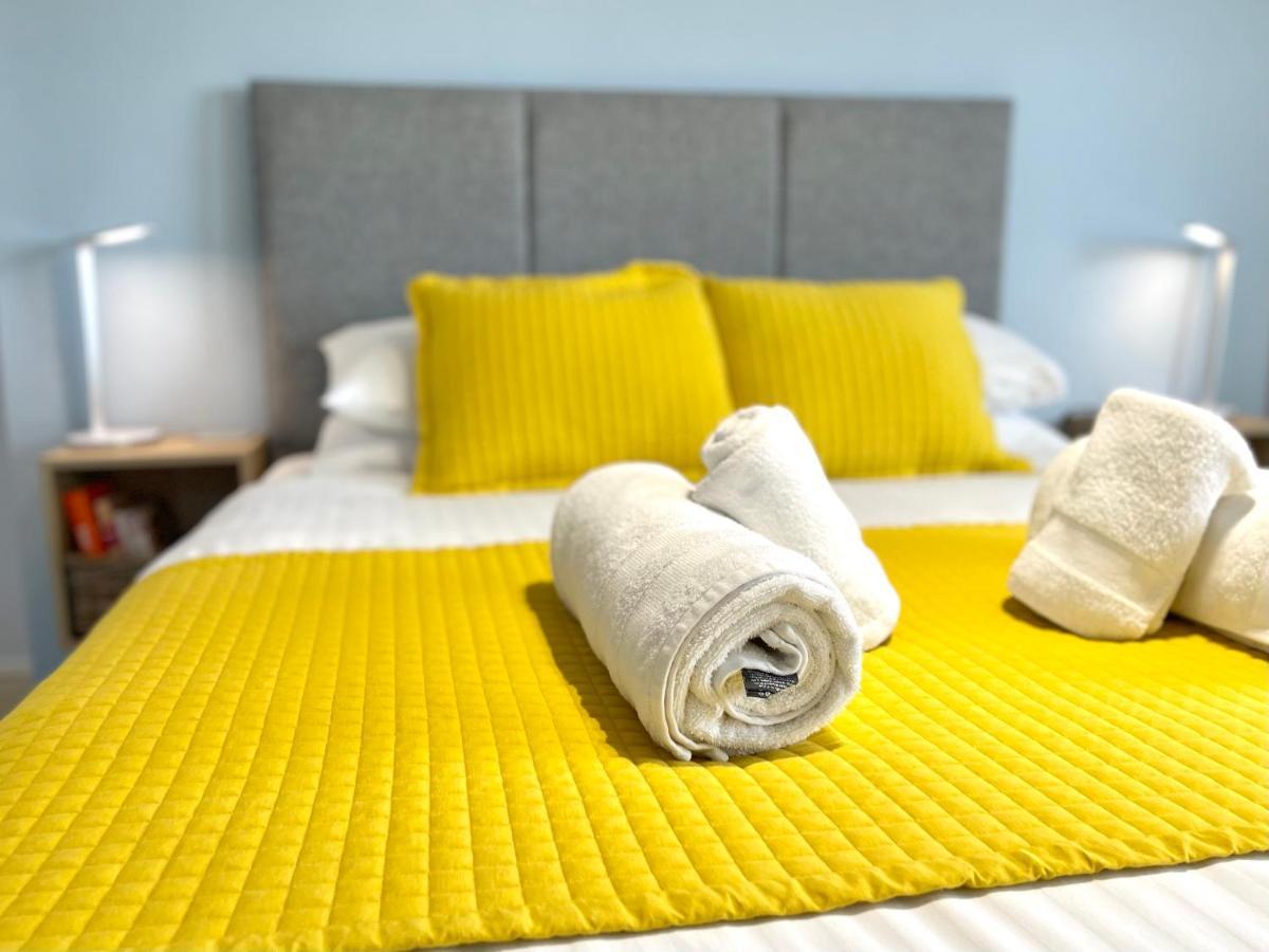 Sea View Family Stay By Beach Gym & Parking Bournemouth Esterno foto