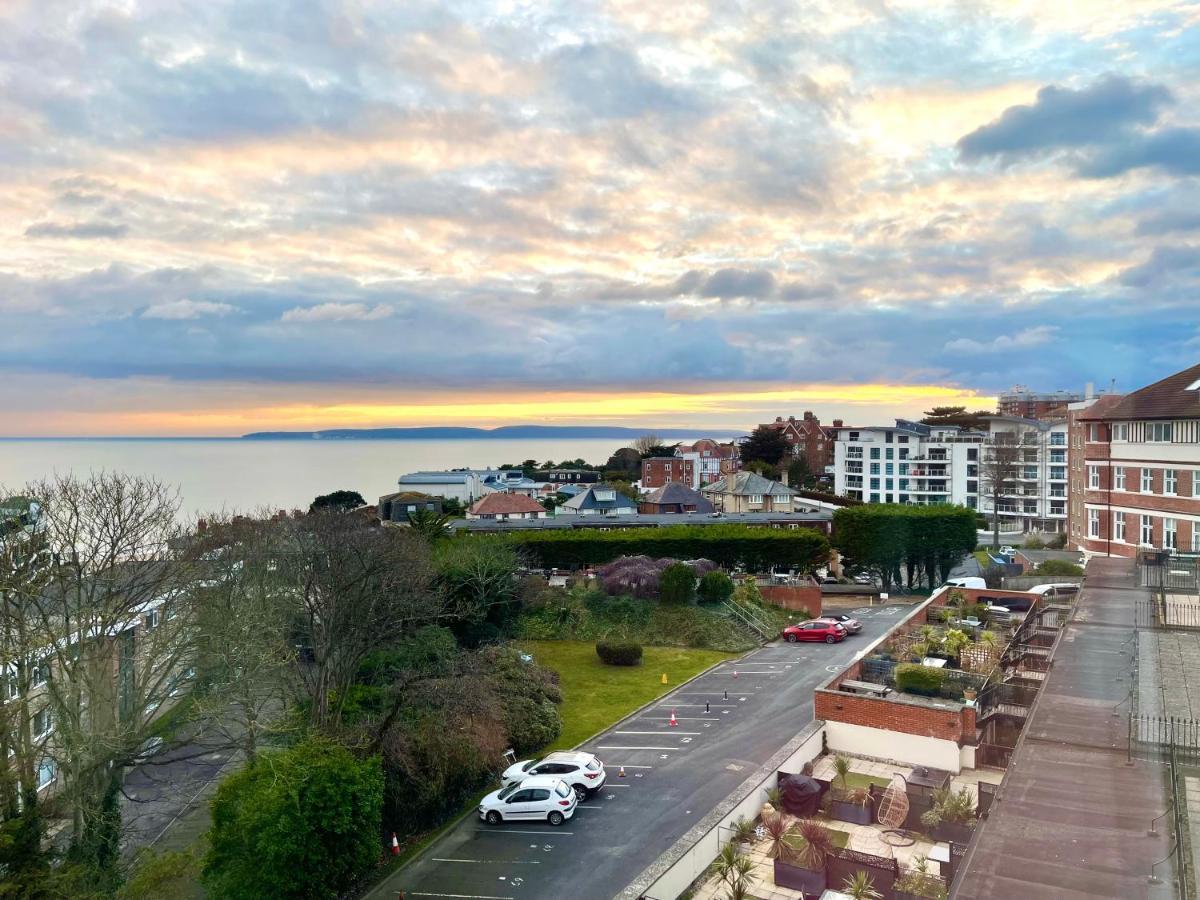 Sea View Family Stay By Beach Gym & Parking Bournemouth Esterno foto