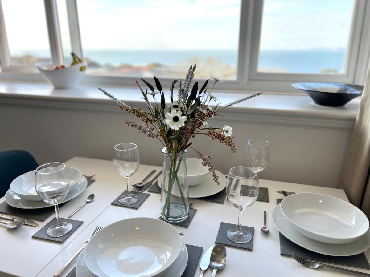 Sea View Family Stay By Beach Gym & Parking Bournemouth Esterno foto