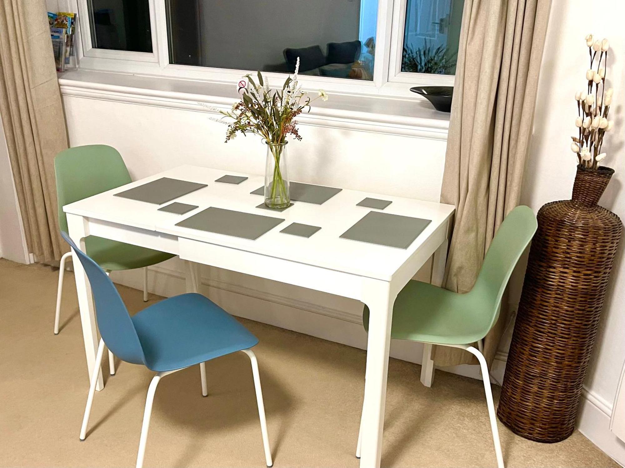 Sea View Family Stay By Beach Gym & Parking Bournemouth Esterno foto